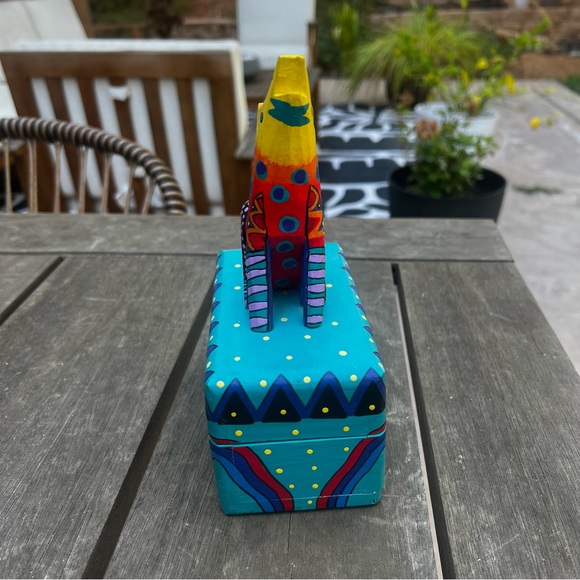 Mexican Folk Art Alebrije Coyote Hand Painted Wood Carved Trinket Box - Picture 6 of 10